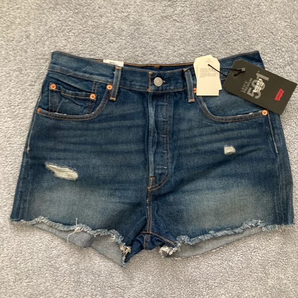 NWT(12/31) Levis premium 501 Hi-rise button fly cut offs!! - Picture 3 of 9